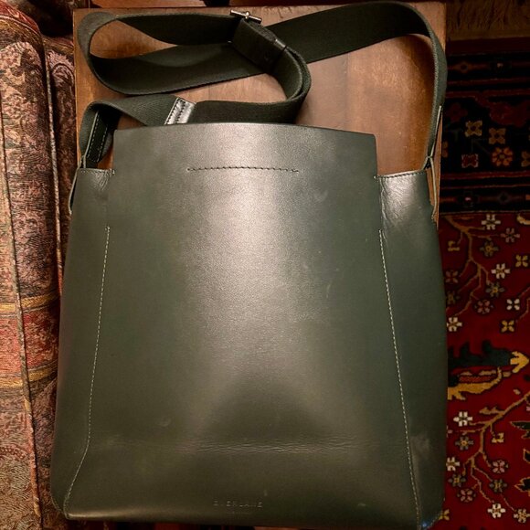 Everlane The Form Crossbody Shoulder Bag in Dark Green - Picture 6 of 6